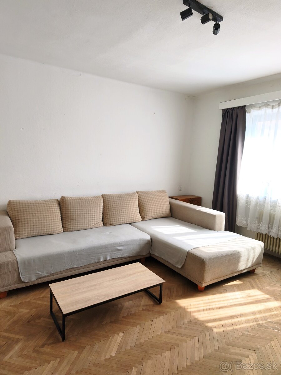 Prenájom domu blízko centra Zlaté Moravce - 4