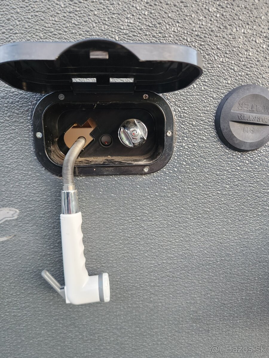 Mini karavan CARETTA 1500 - 4