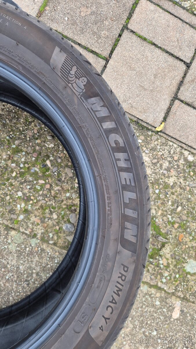 Michelin 235/50 R19 - 4