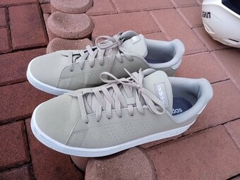 botasky tenisky adidas nevhodný darček - 4