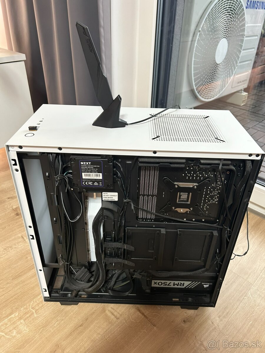 PC | i5 9600K | GTX 1080Ti | 16GB DDR4 | 1TB NVMe - 4