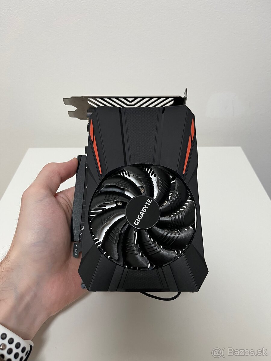 Gigabyte GTX 1050 Ti 4GB - 4