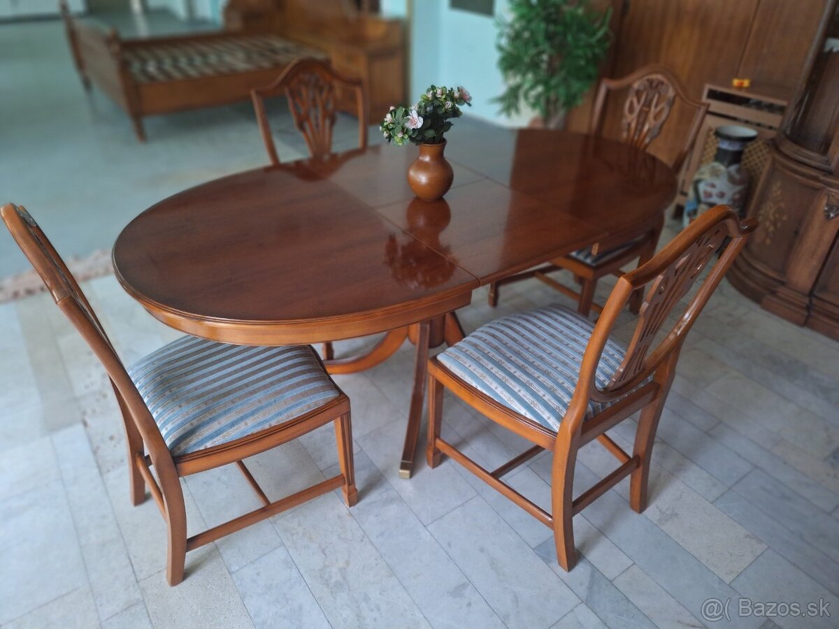KVALITNÝ DREVENÝ ROZKLÁDACÍ STOL + 4 ŽIDLE VELMI DRAHÝ MODEL - 4