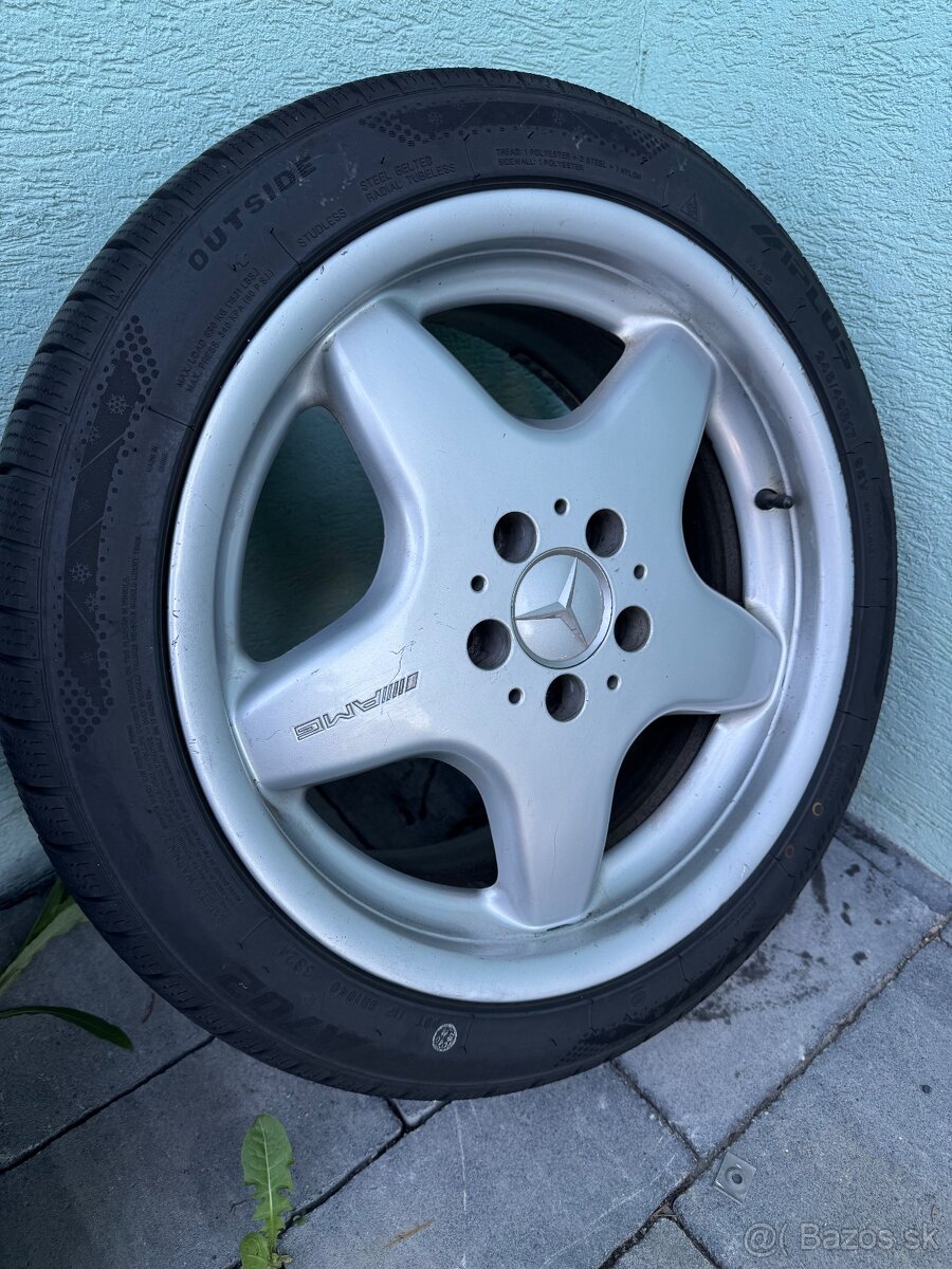 Mercedes AMG r17 - 4