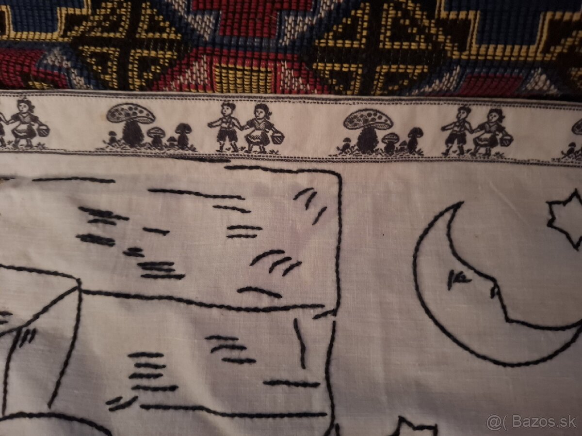 Originálne vyšívané ľudové textílie nástenky - vintage - 4
