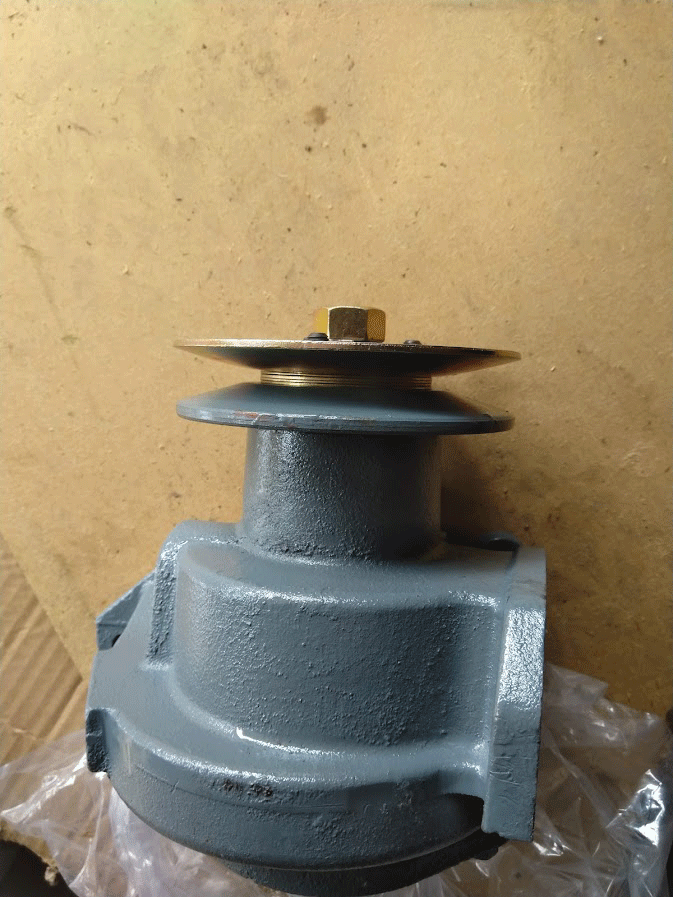 Vodná pumpa K-700,Kirovec - 4