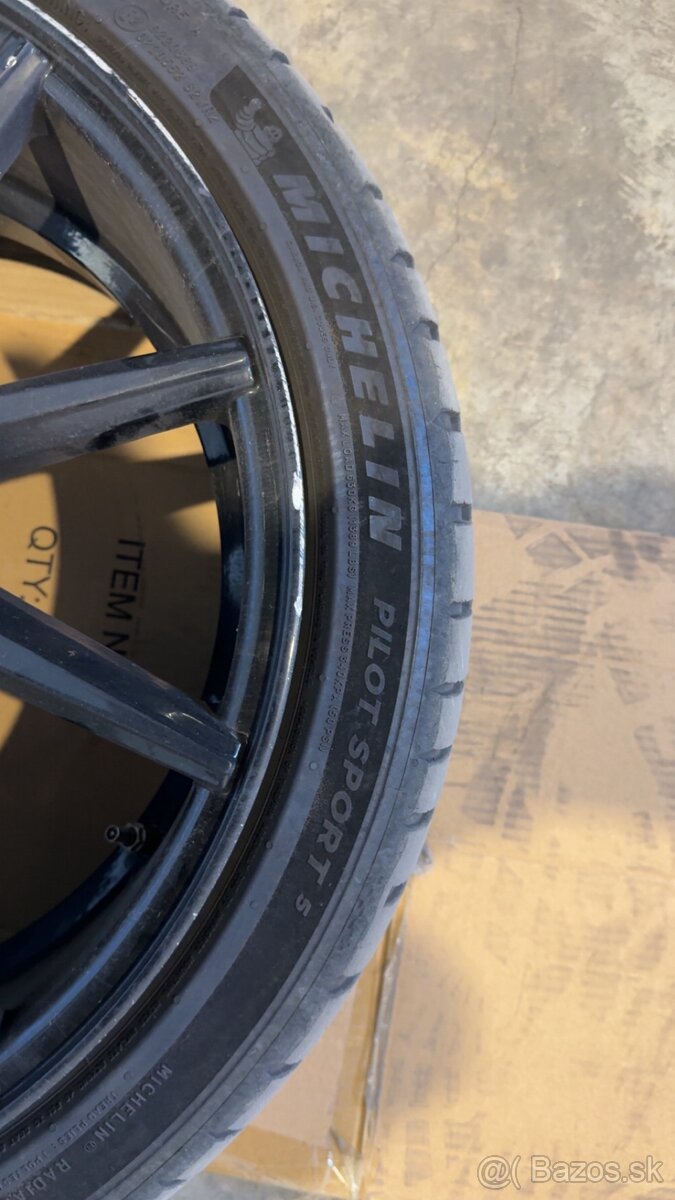 Disky Vossen R18 5x100 - 4