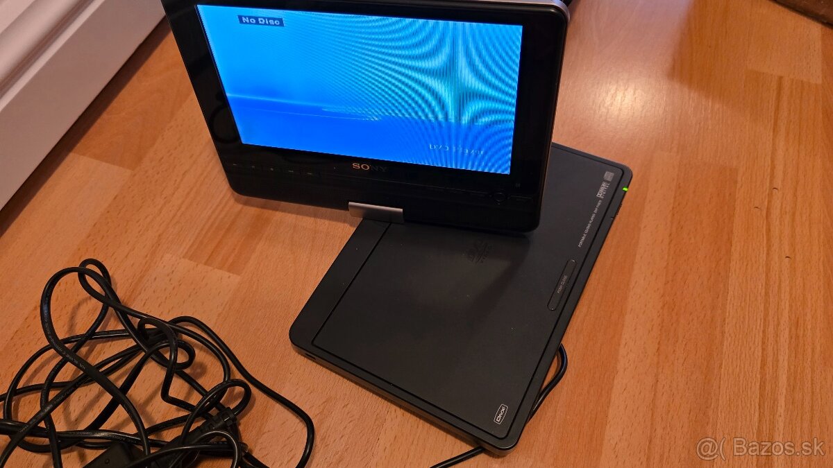 SONY do auta DVD prehrávač. - 4