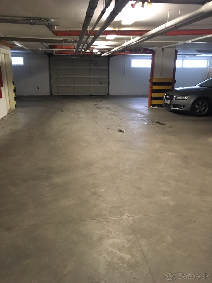 Prenajmem garazove statie pod bytovym domom Klenova 7 - 4