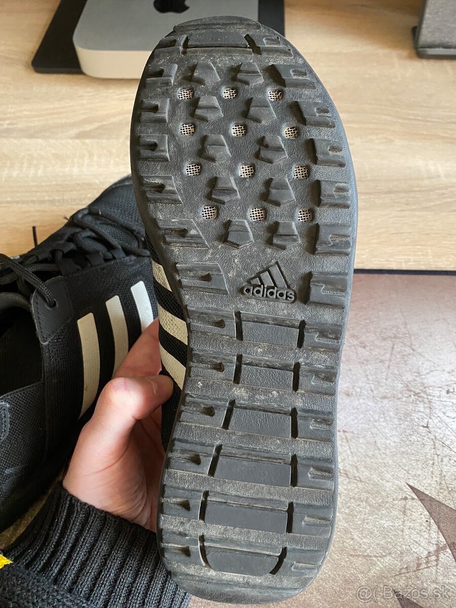Predám tenisky Adidas Daroga - 4