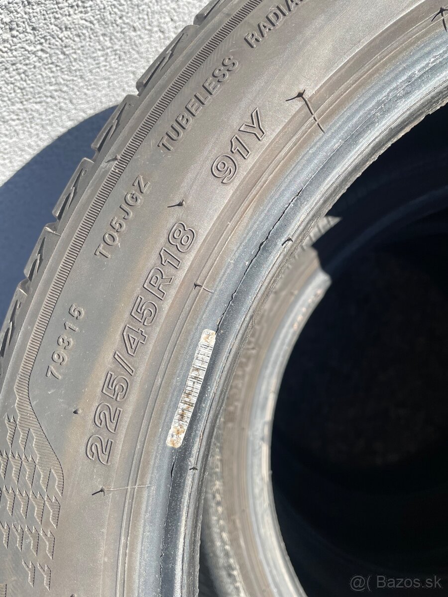 Bridgestone 225/45 R18 letne - 4