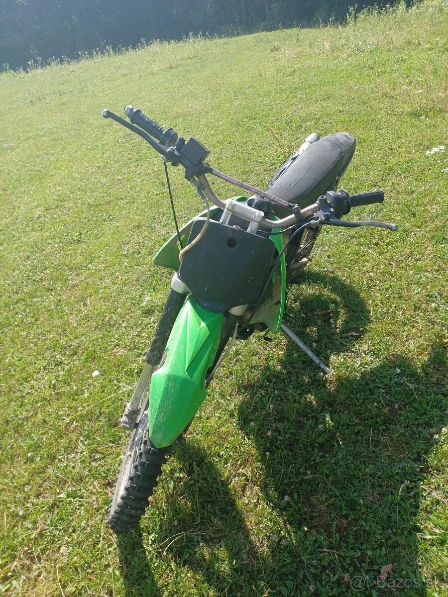 250