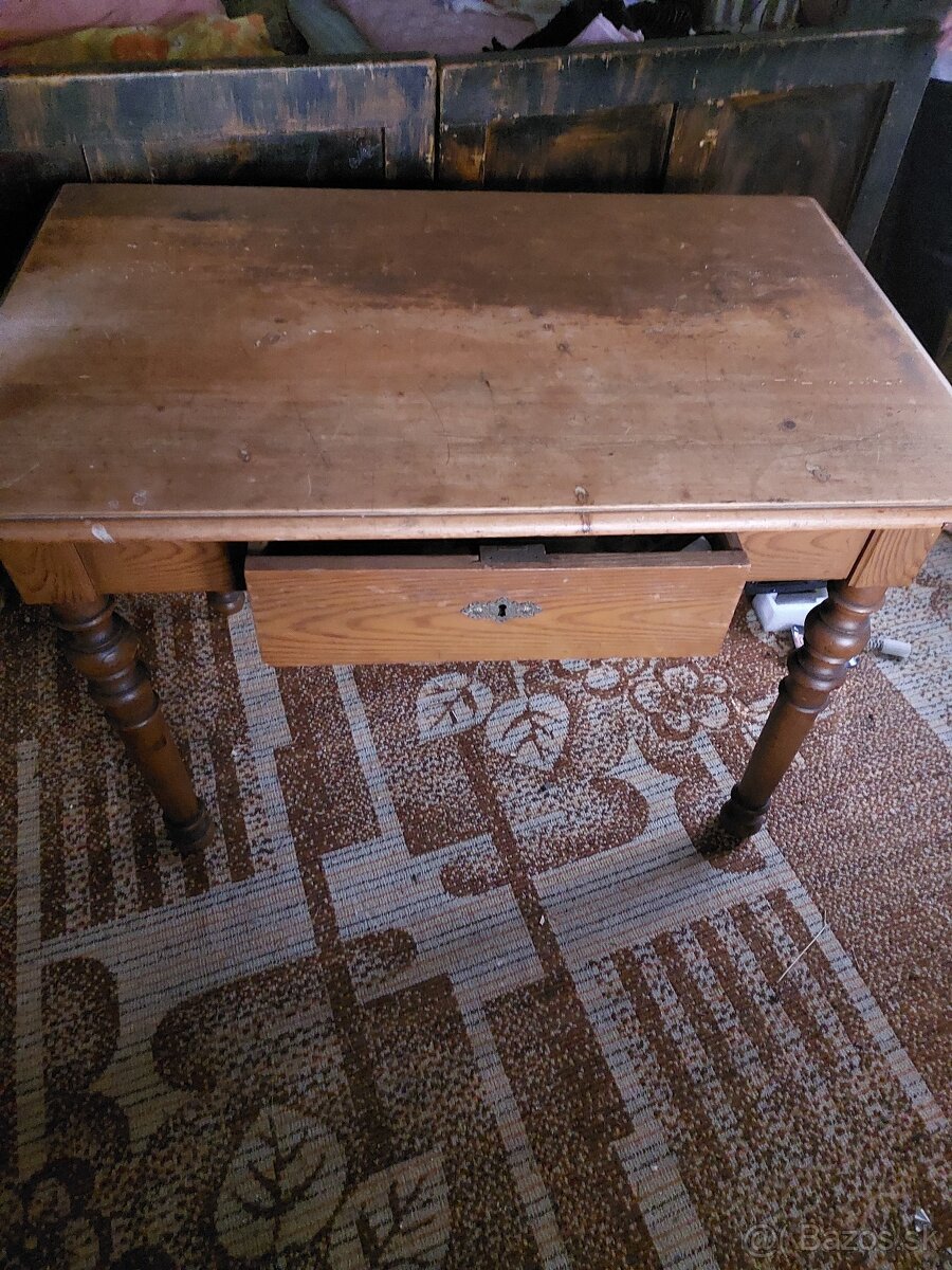 Starožitný nábytok, posteľ. - 4