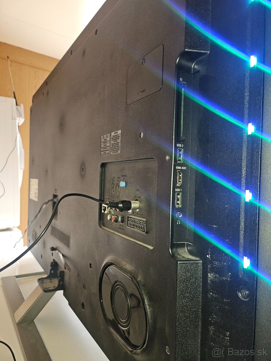 Televízor Philips 120cm Wifi internet - 4