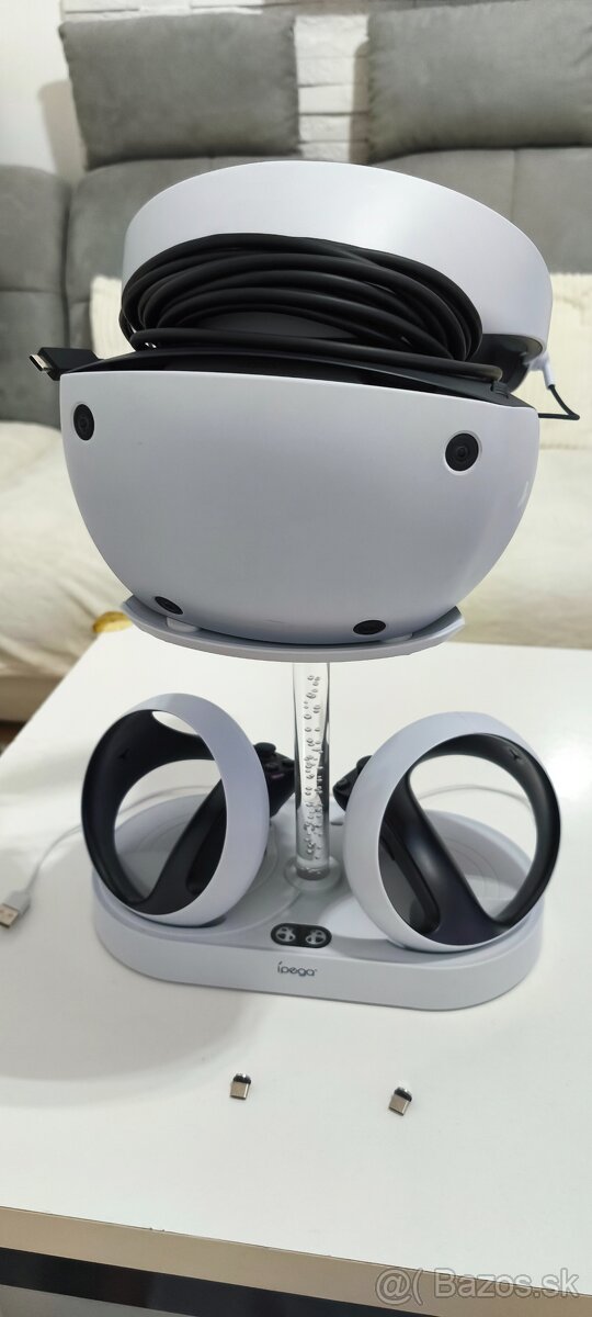 PSVR2 nabijaci stojan magnetický - 4