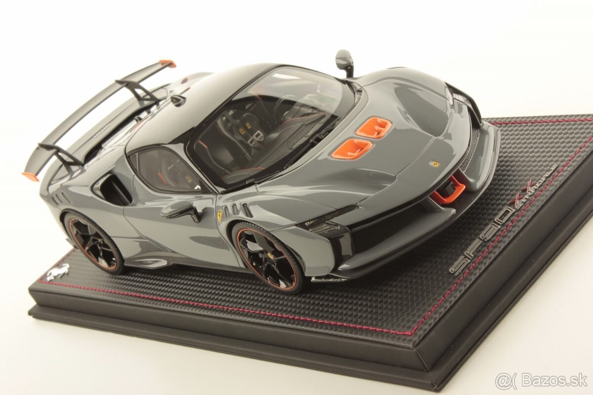 Ferrari SF90XX Stradale | MR Collection 1/18 - 4