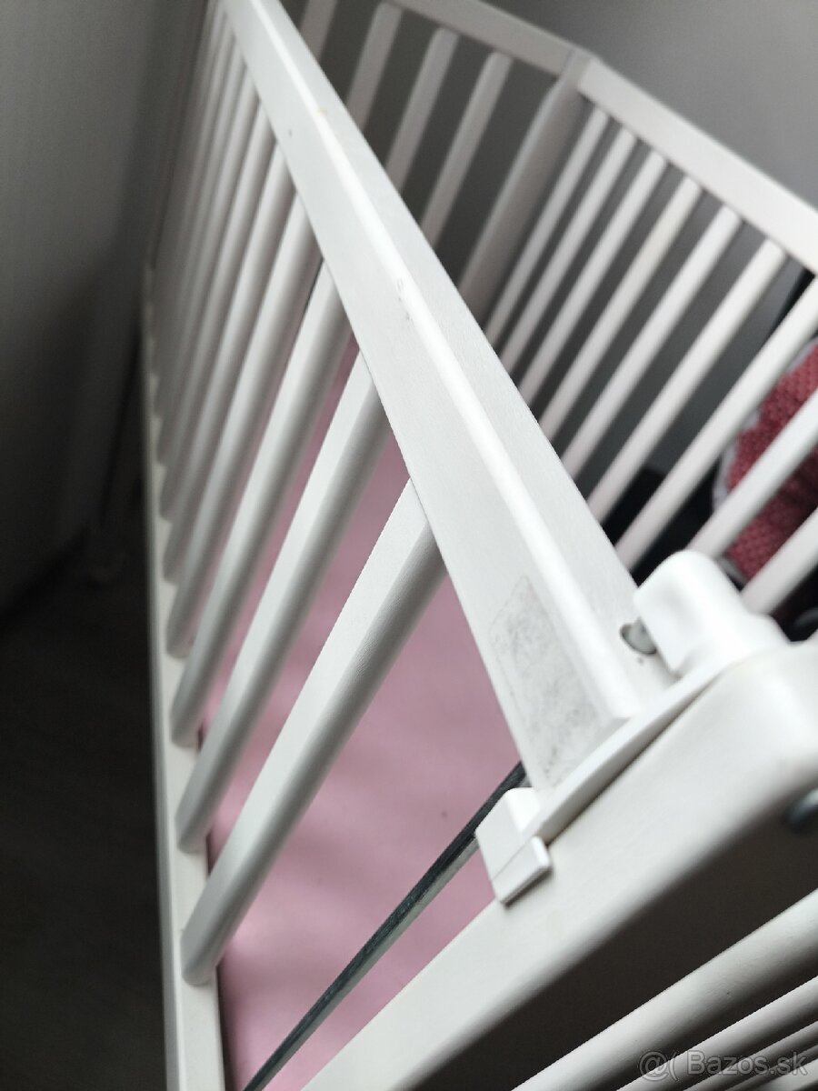 Detská prvá postieľka so sťahovacím bokom - Biela 90 x 40 cm - 4