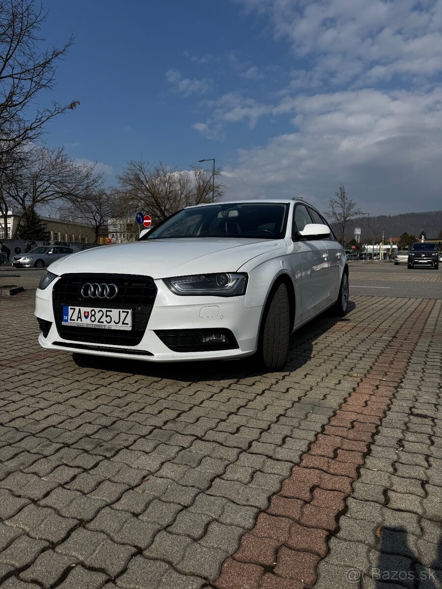 Predám audi a4 avant b8.5 2.0 TDI automat - 4
