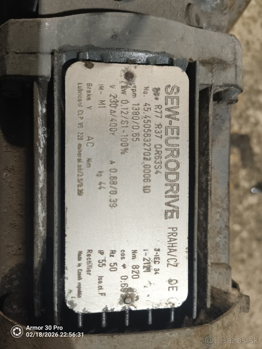 Motor s prevodovkou - 4