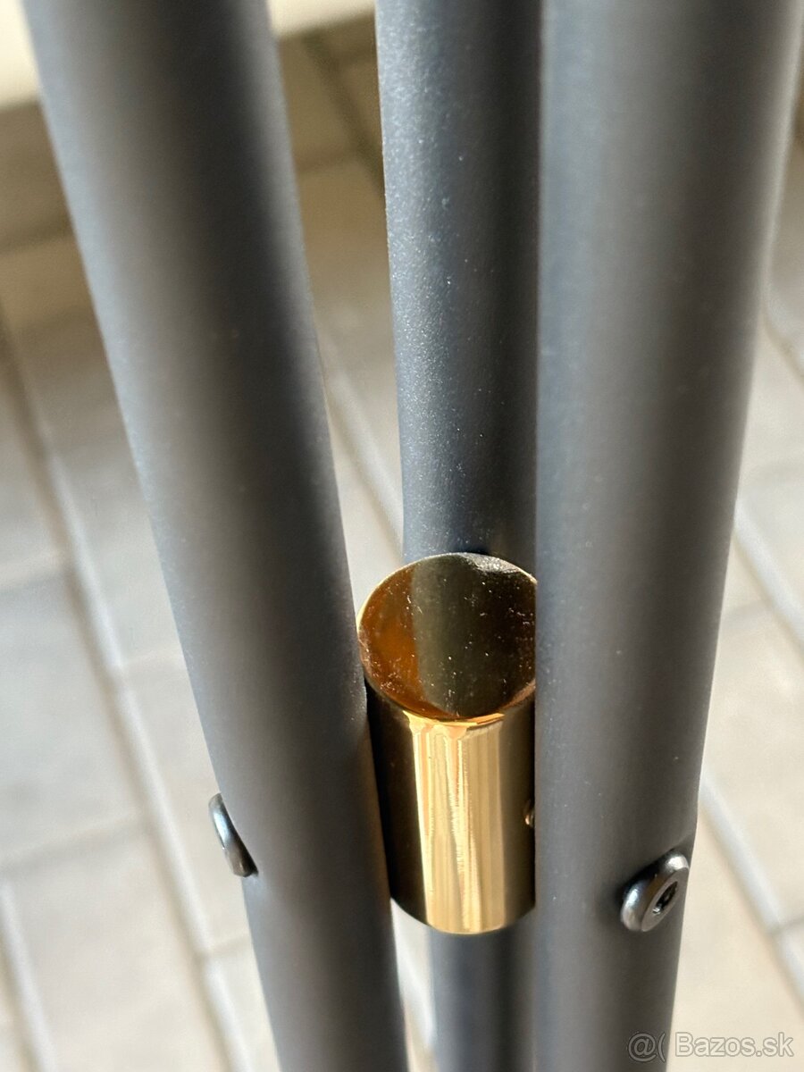 Kare design vešiak - 4
