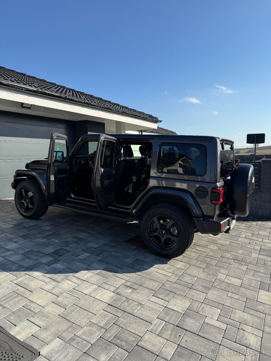 Jeep Wrangler Sahara - 4