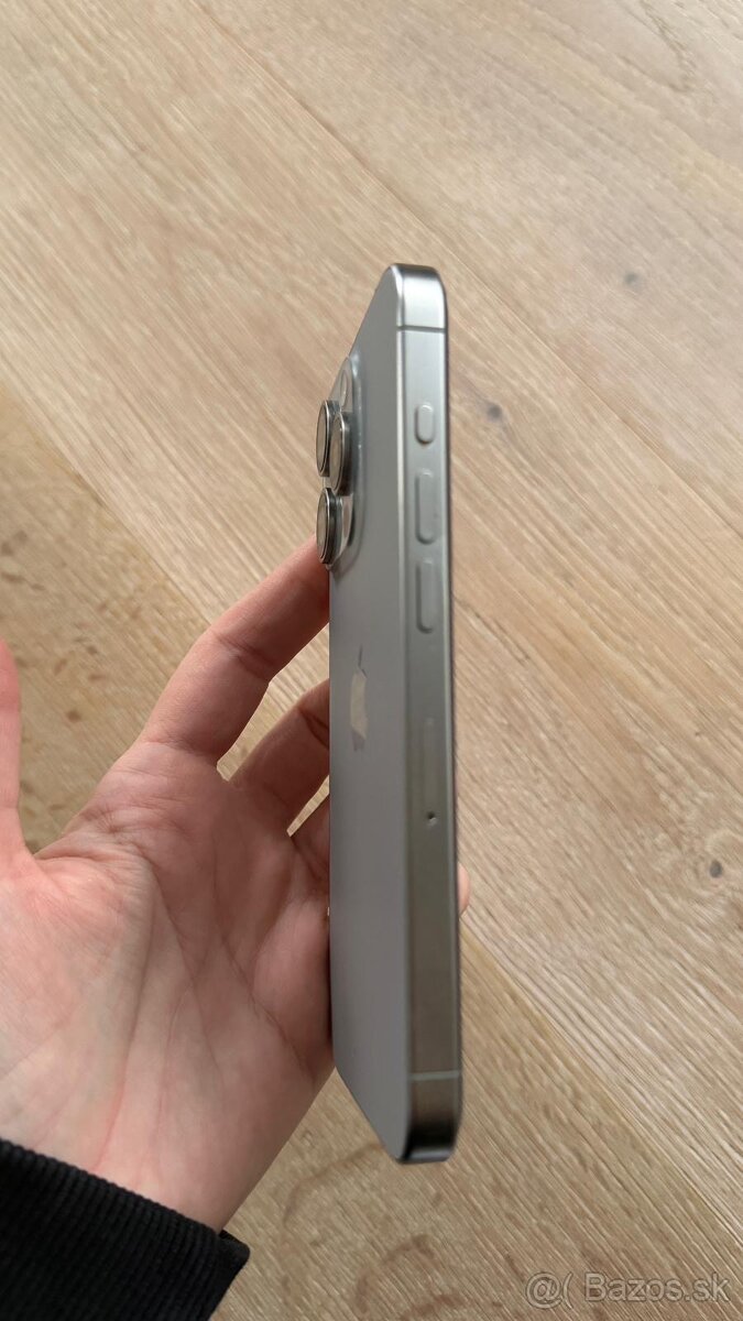 Apple Iphone 15 PRO 256GB - 4