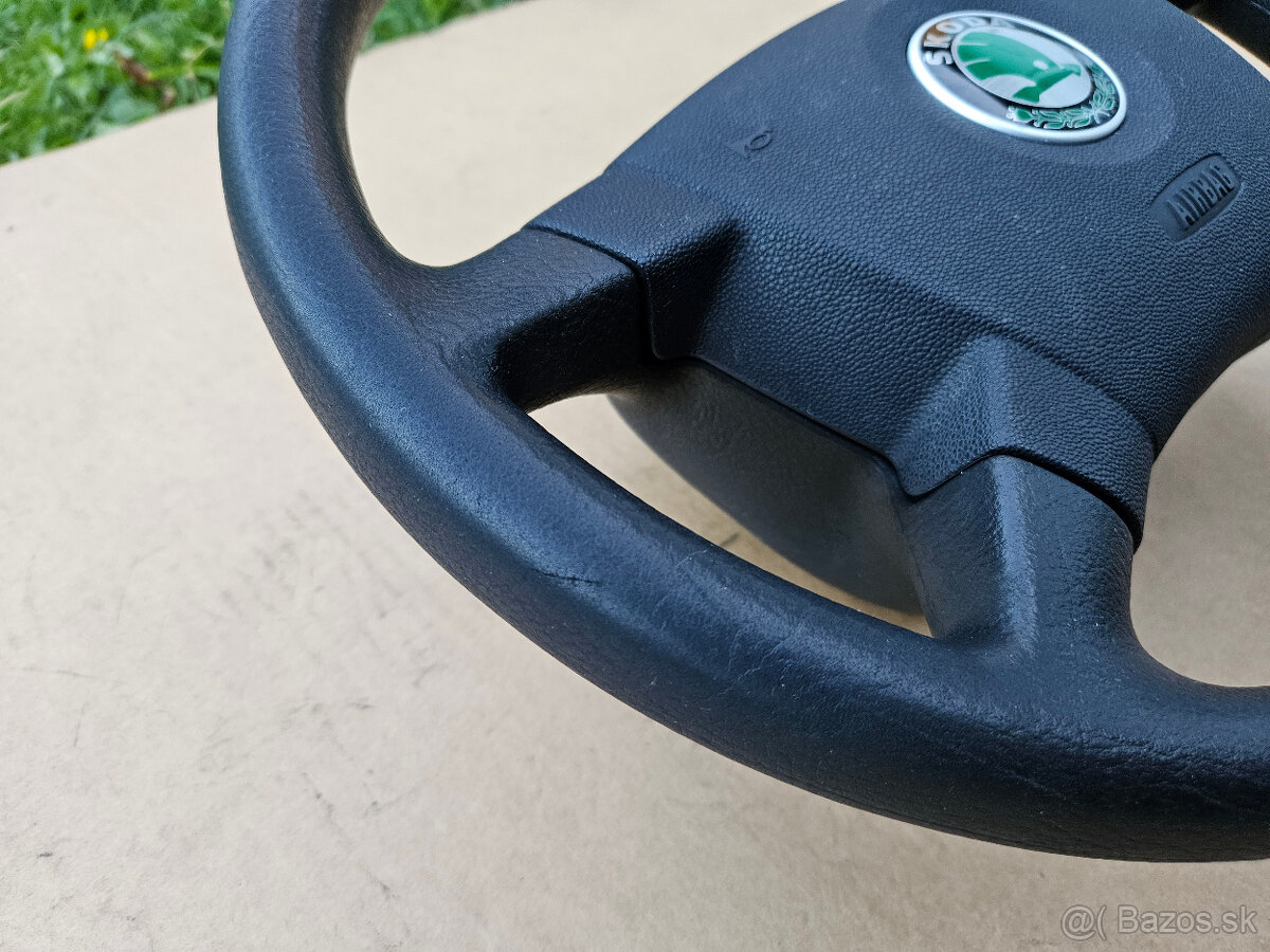 Škoda Fabia 1 gumový volant pekná štruktúra - 4