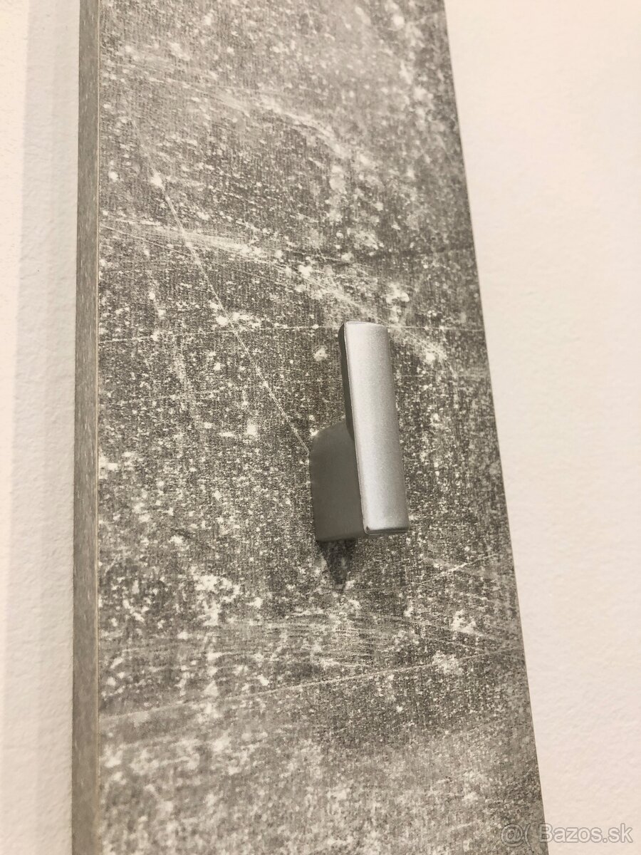 Vešiak do chodby - 4