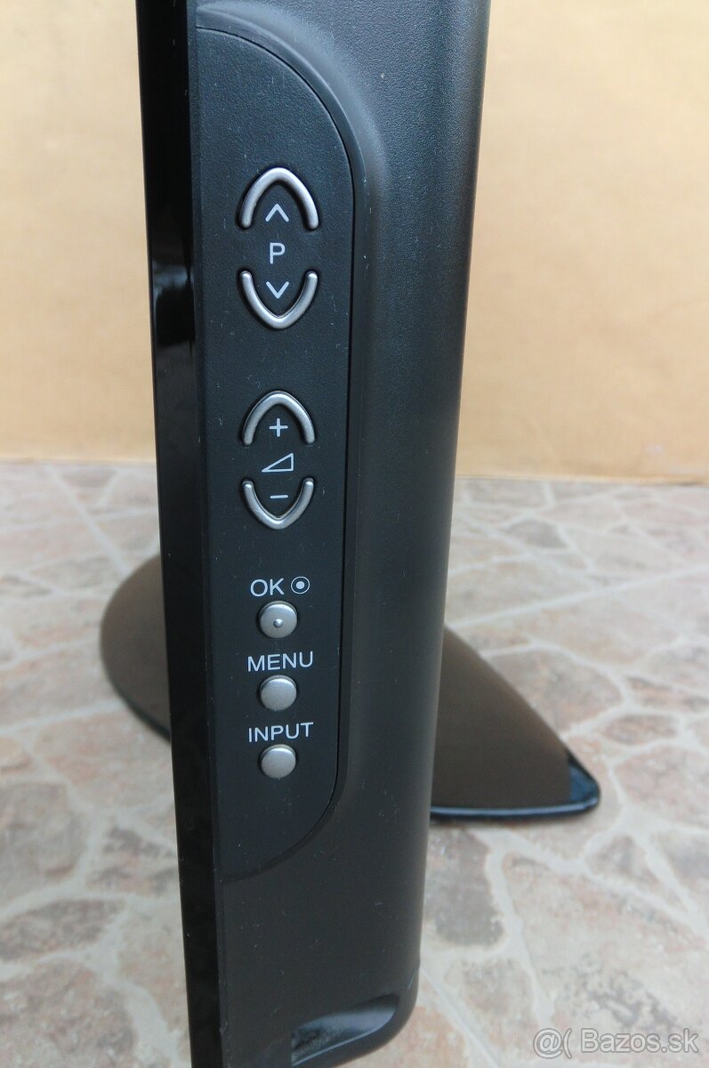 Lcd televízor LG 32LG3000 . - 4