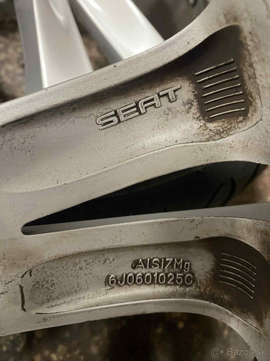 ALU 5x100 R17 pneu,215/40 R17 - 4