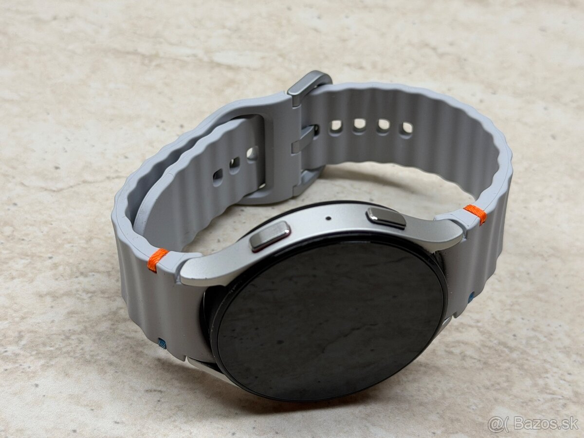 Samsung Galaxy Watch5 44mm Silver - 4