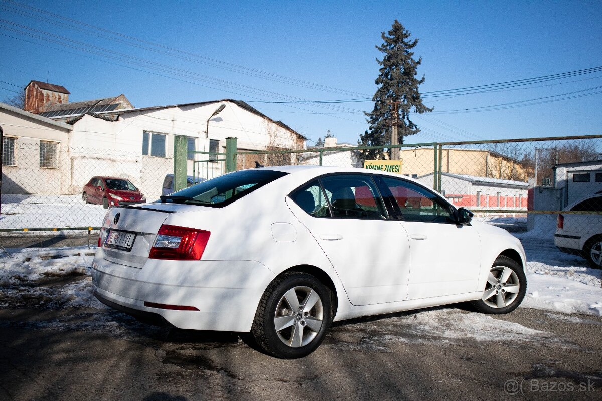 Škoda Octavia 2.0 TSI Ambition DSG - 4