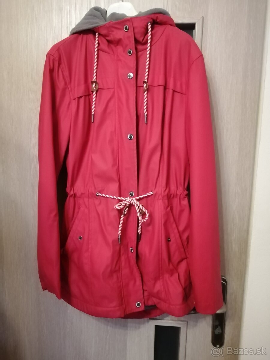 Dámska bunda vhodná aj do dažďa - 4