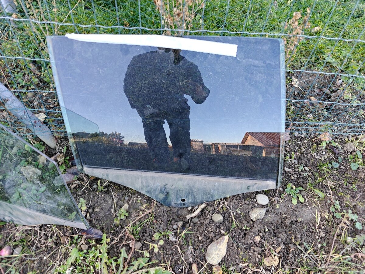 Predam nahradne diely - 4