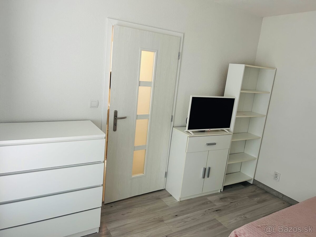 Kompletne zariadený byt od 1.1.2026 - 4