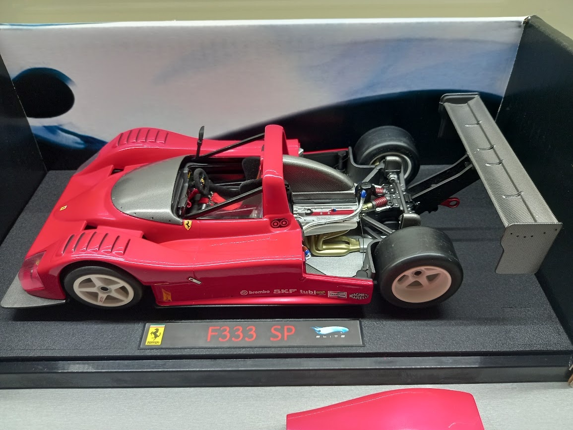 FERRARI 333 SP HOTWHEELS ELITE 1:18 - 4
