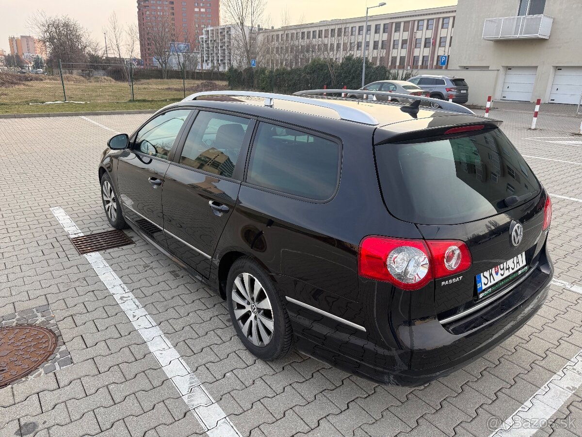 Volkswagen Passat Variant 1,6 TDI R-LINE - 4