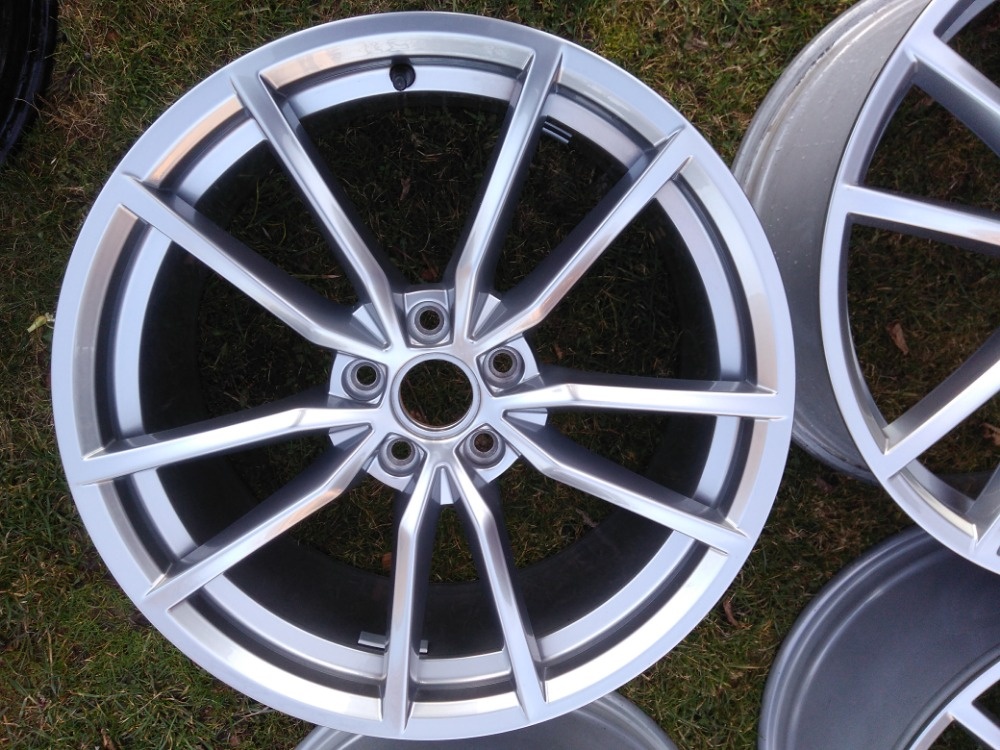 Kované disky Volkswagen R19 Golf 7 R pretoria - 4