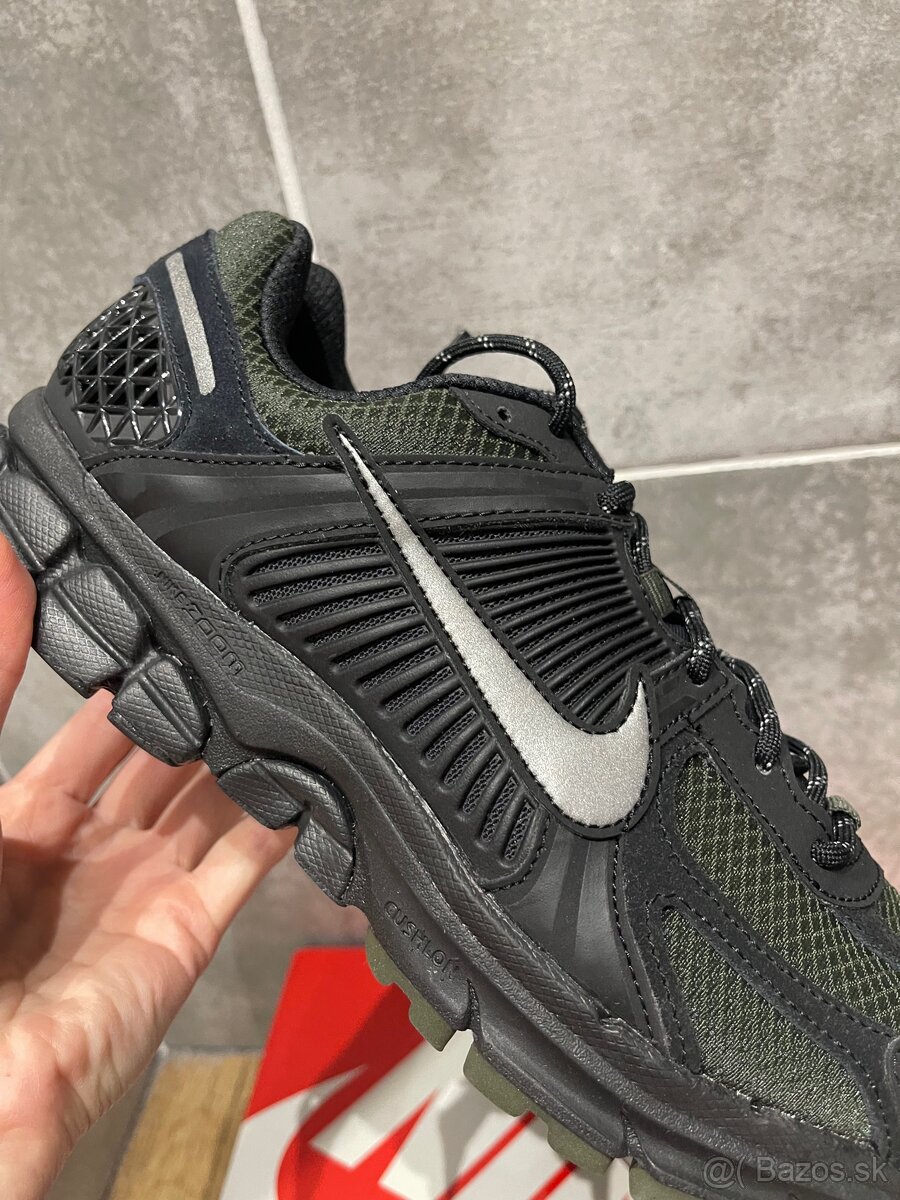 tenisky nike zoom vomero 5 - 4