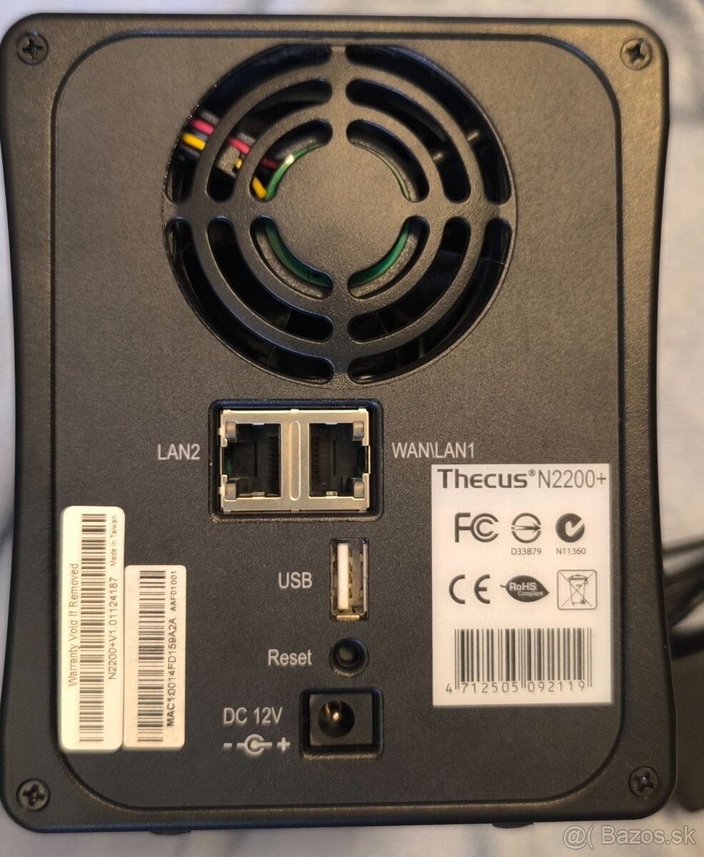 Predám NAS/DAS server Thecus N2200+ - 4