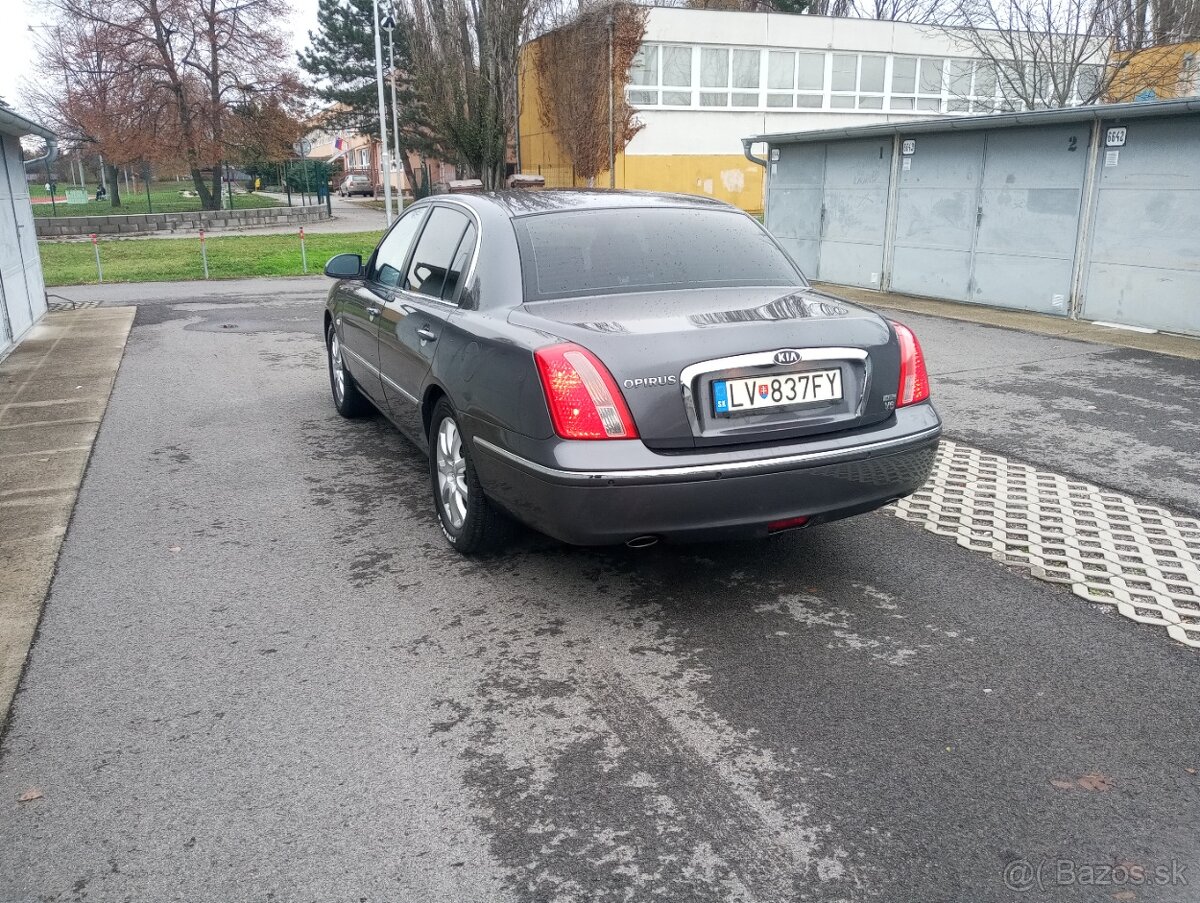 Predám kia opirus 3.8 v6 limuzína 5m - 4