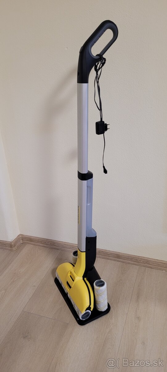 KÄRCHER čistič podláh EWM 2 - 4