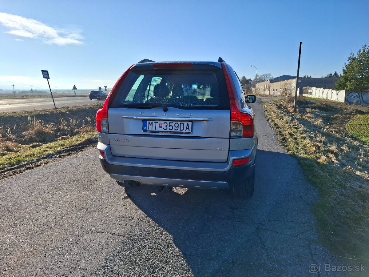 Volvo XC90 - 4