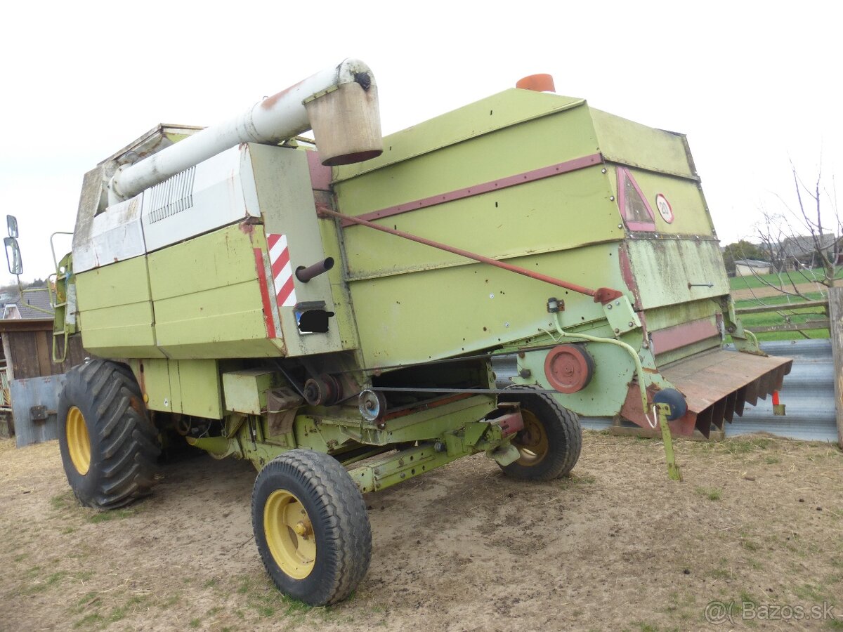 Predám kombajn e524 - 4