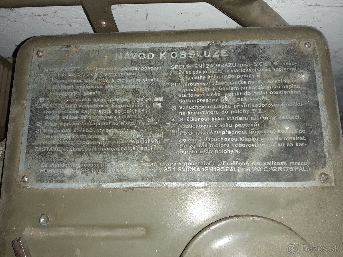 Predám benzínový motor vojenské - 4