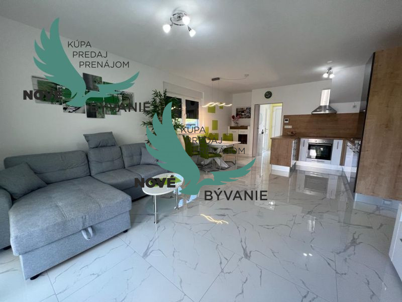 Novostavba trojpodlažný apartmán so záhradou aj strešnou ter - 4