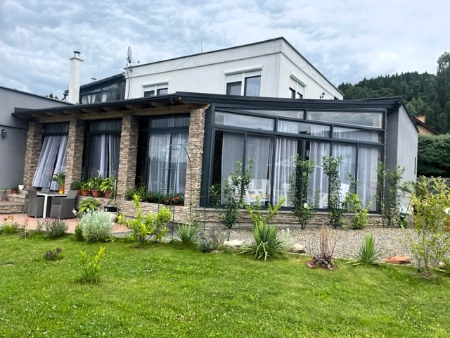 LUXUS v N.Tatrách - 3 apartmány+garáž+chatka+vináreň v BR - 4