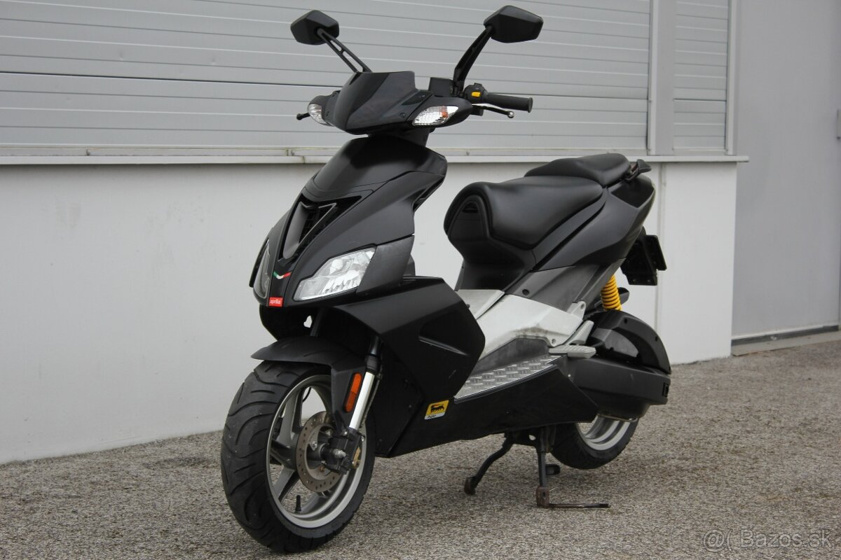 skúter aprilia SR50 2009 AM od 15 rokov ZIMNÁ CENA - 4