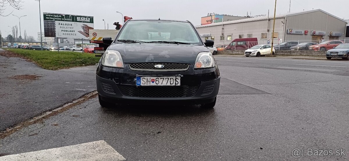 Predám Ford fiestb1.3 benzin - 4