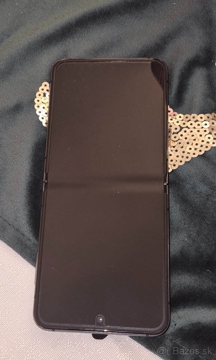 Samsung Galaxy Z Flip 5 - 4